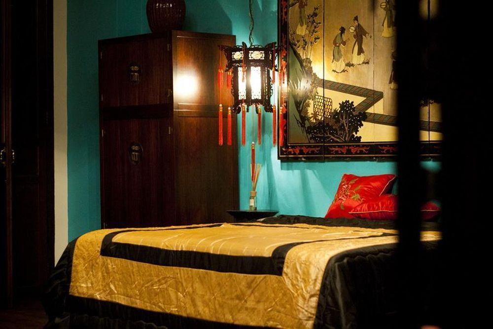 1881 Chong Tian Hotel Джорджтаун Экстерьер фото